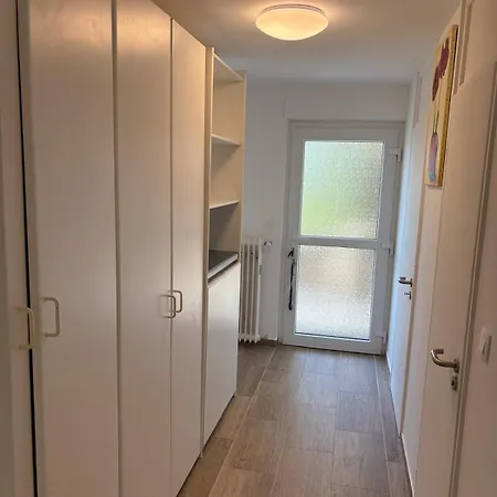 De Luxe Apartment *